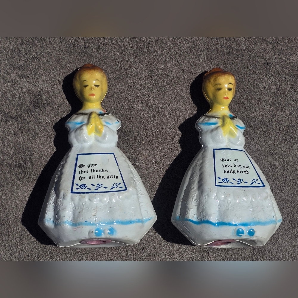 VINTAGE PRAYING GIRLS SALT AND PEPPER SET SHAKERS PLASTIC HONG KONG